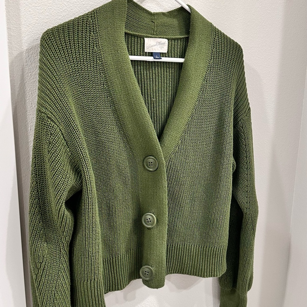 Universal Thread Green Chunky Knit Cardigan Sweater